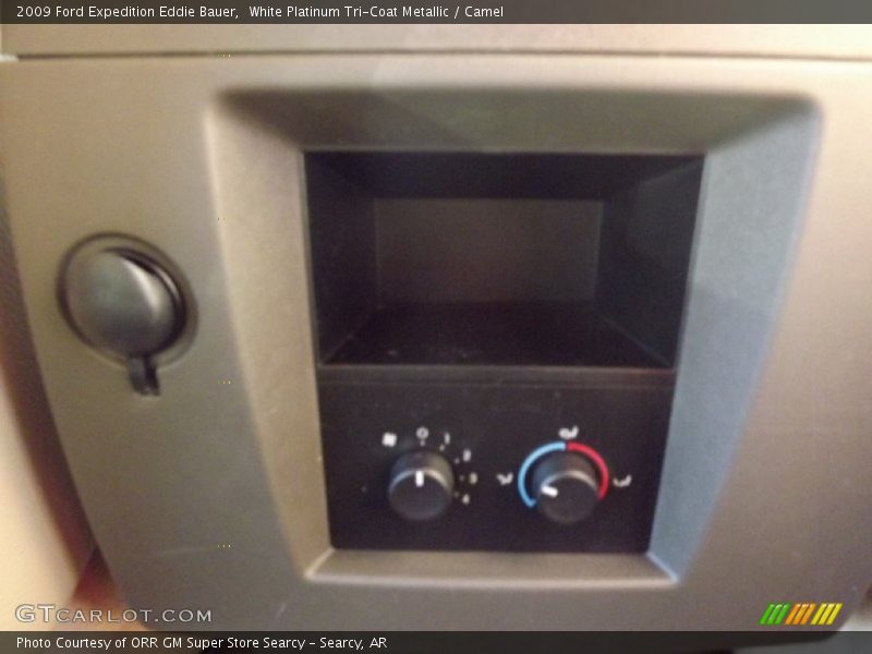 White Platinum Tri-Coat Metallic / Camel 2009 Ford Expedition Eddie Bauer