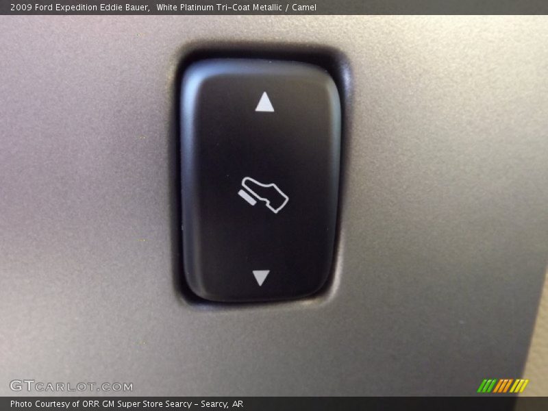 White Platinum Tri-Coat Metallic / Camel 2009 Ford Expedition Eddie Bauer