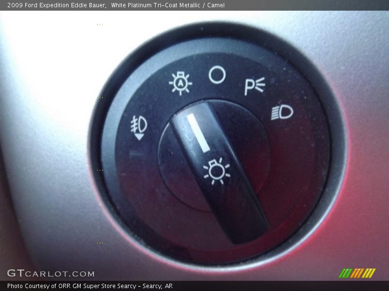 White Platinum Tri-Coat Metallic / Camel 2009 Ford Expedition Eddie Bauer