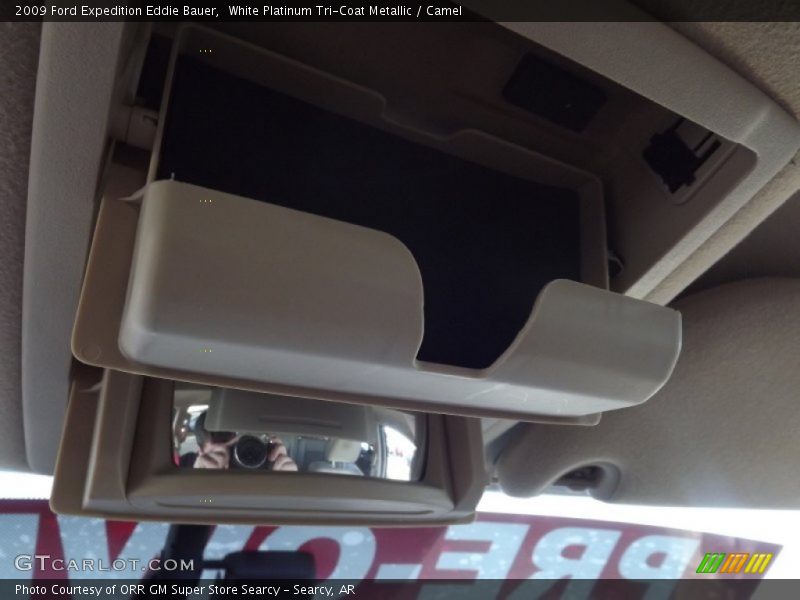 White Platinum Tri-Coat Metallic / Camel 2009 Ford Expedition Eddie Bauer