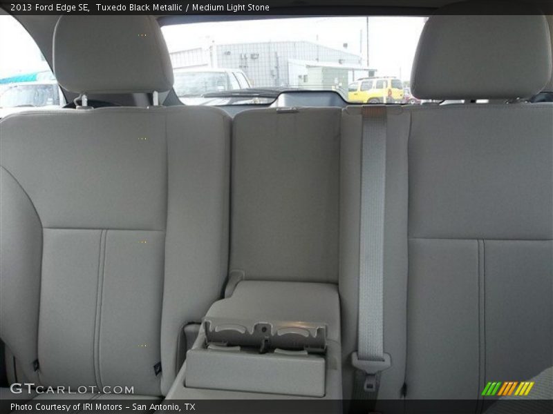Tuxedo Black Metallic / Medium Light Stone 2013 Ford Edge SE