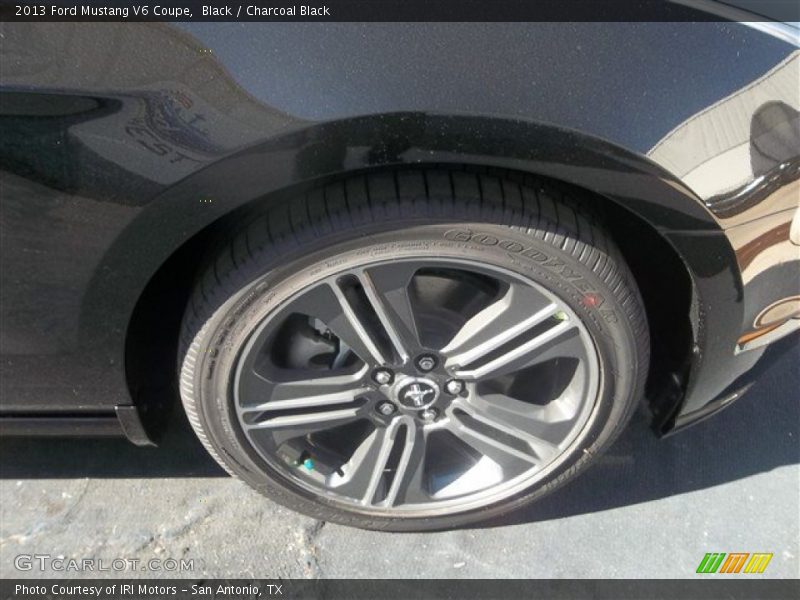 Black / Charcoal Black 2013 Ford Mustang V6 Coupe