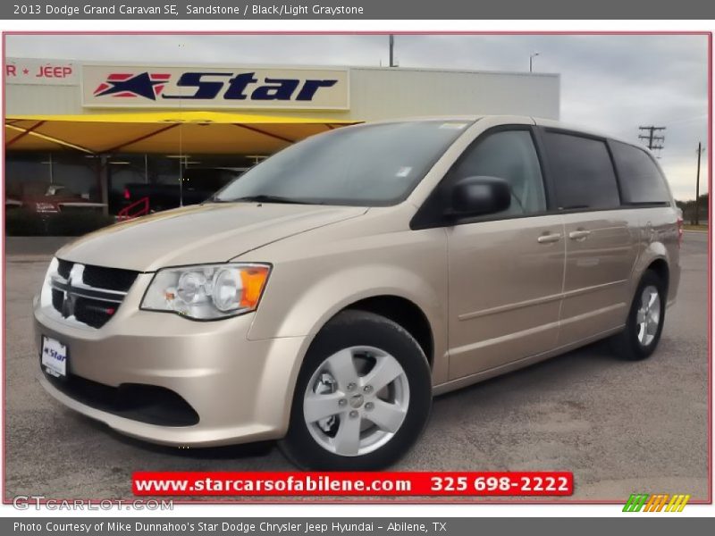 Sandstone / Black/Light Graystone 2013 Dodge Grand Caravan SE