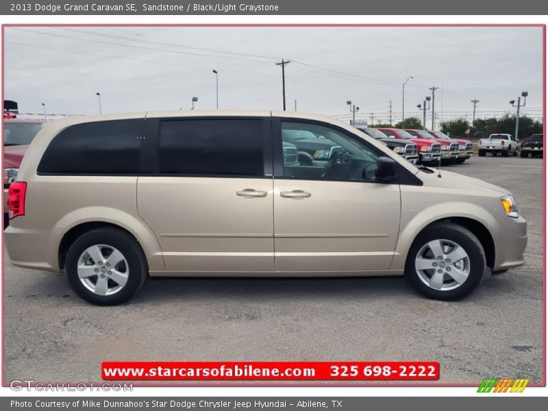 Sandstone / Black/Light Graystone 2013 Dodge Grand Caravan SE