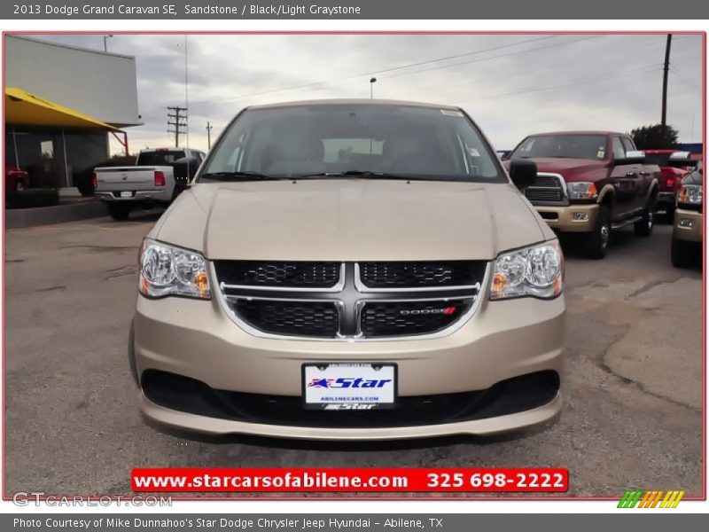 Sandstone / Black/Light Graystone 2013 Dodge Grand Caravan SE