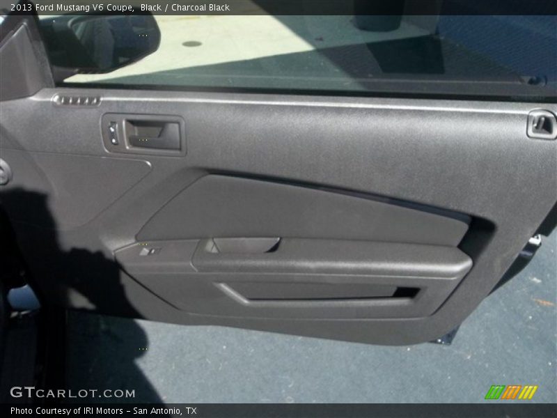 Black / Charcoal Black 2013 Ford Mustang V6 Coupe