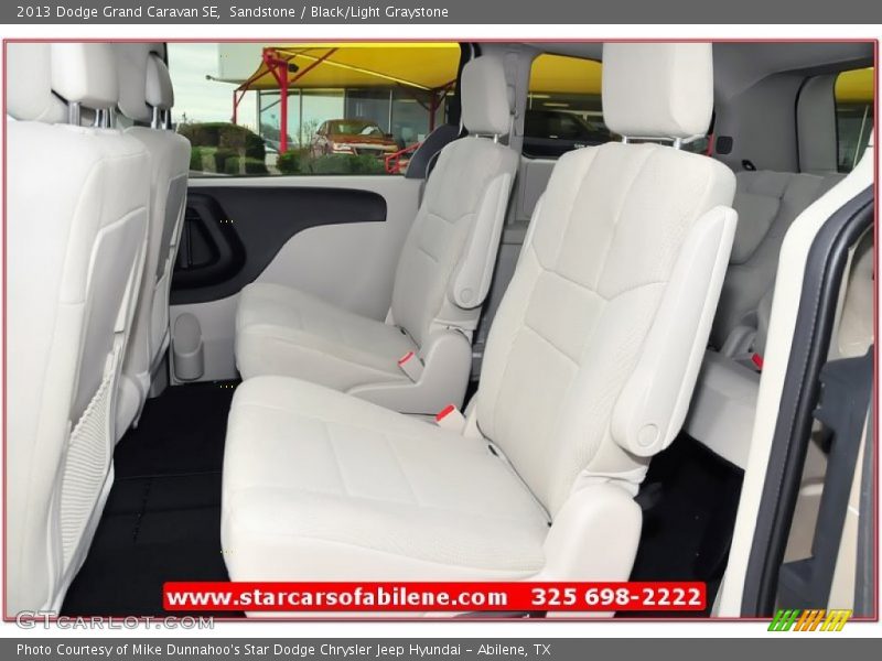 Sandstone / Black/Light Graystone 2013 Dodge Grand Caravan SE