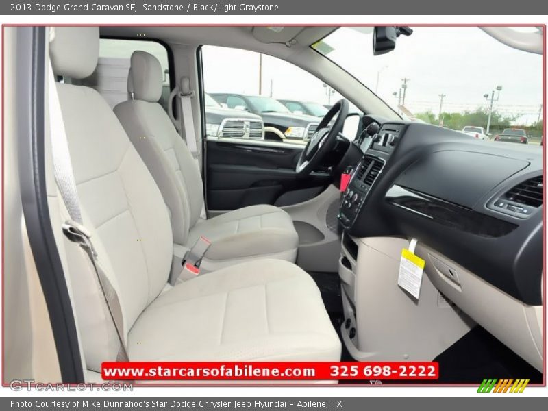 Sandstone / Black/Light Graystone 2013 Dodge Grand Caravan SE