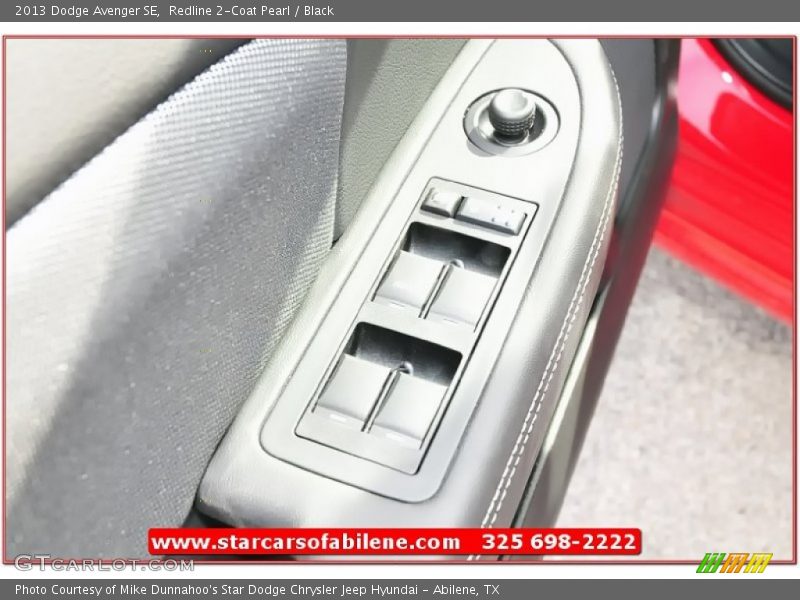 Redline 2-Coat Pearl / Black 2013 Dodge Avenger SE