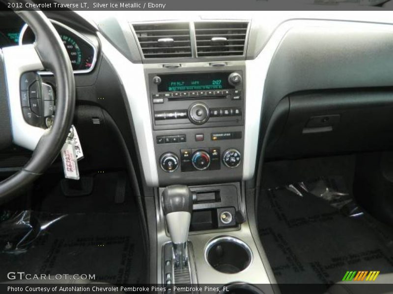 Silver Ice Metallic / Ebony 2012 Chevrolet Traverse LT