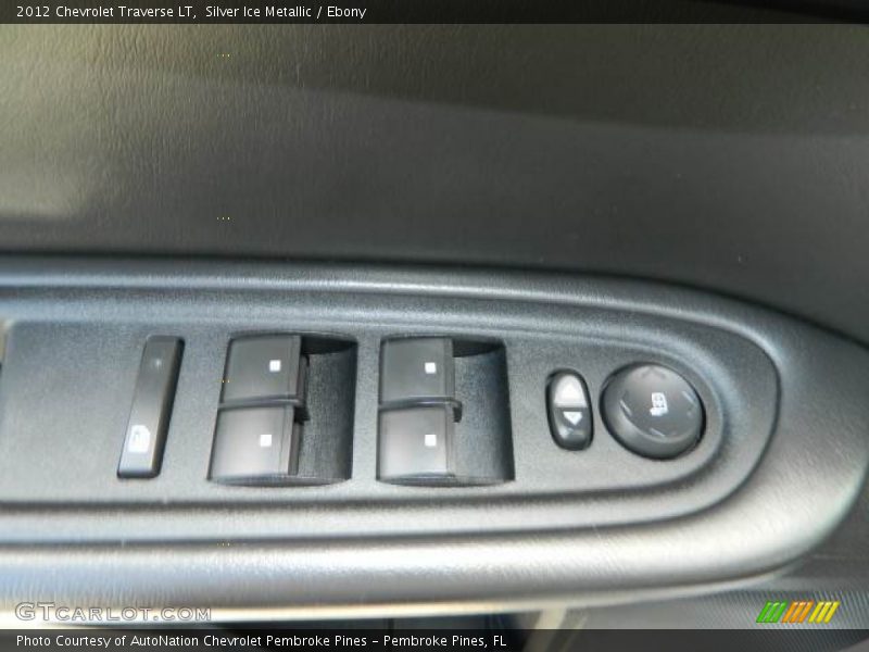 Silver Ice Metallic / Ebony 2012 Chevrolet Traverse LT