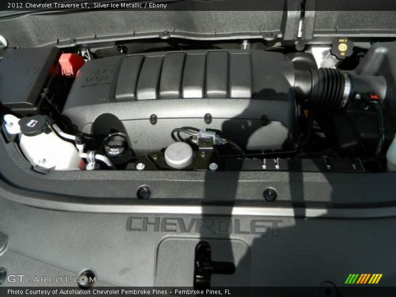 Silver Ice Metallic / Ebony 2012 Chevrolet Traverse LT