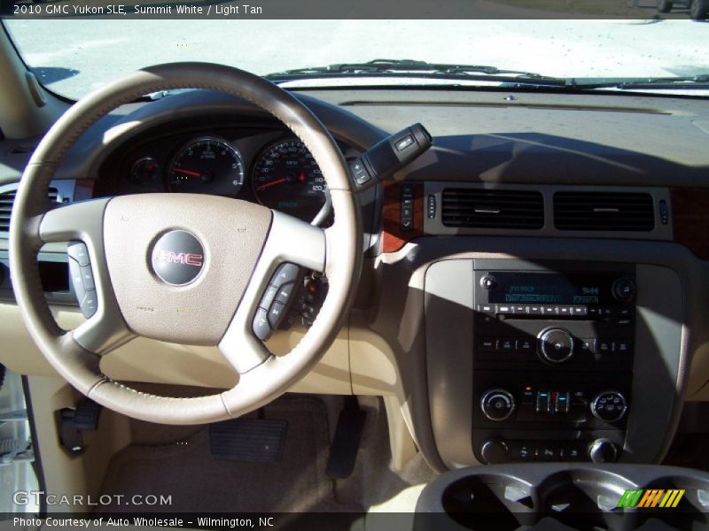 Summit White / Light Tan 2010 GMC Yukon SLE