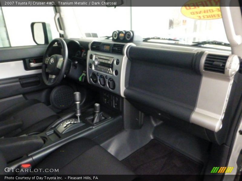 Titanium Metallic / Dark Charcoal 2007 Toyota FJ Cruiser 4WD