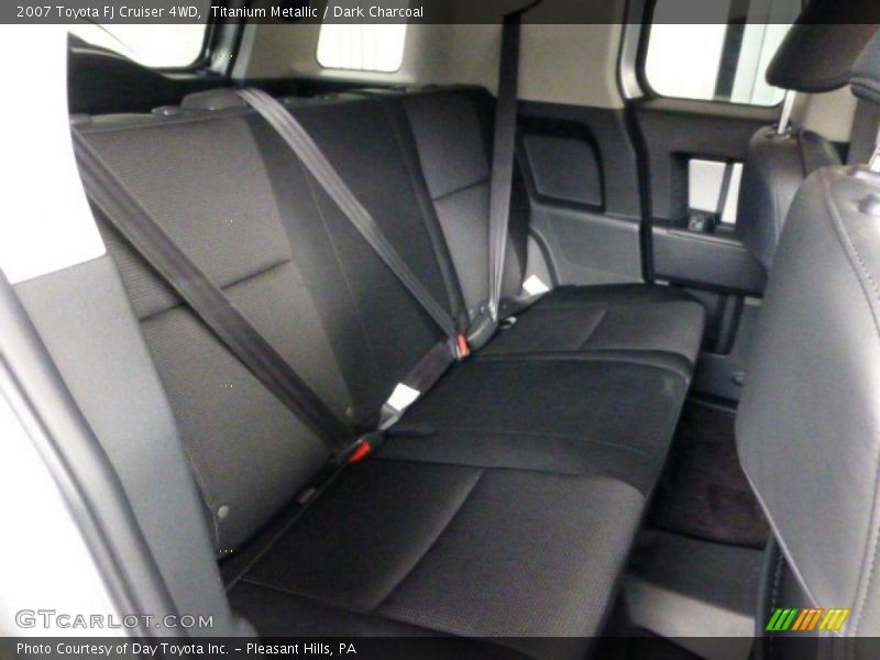 Titanium Metallic / Dark Charcoal 2007 Toyota FJ Cruiser 4WD