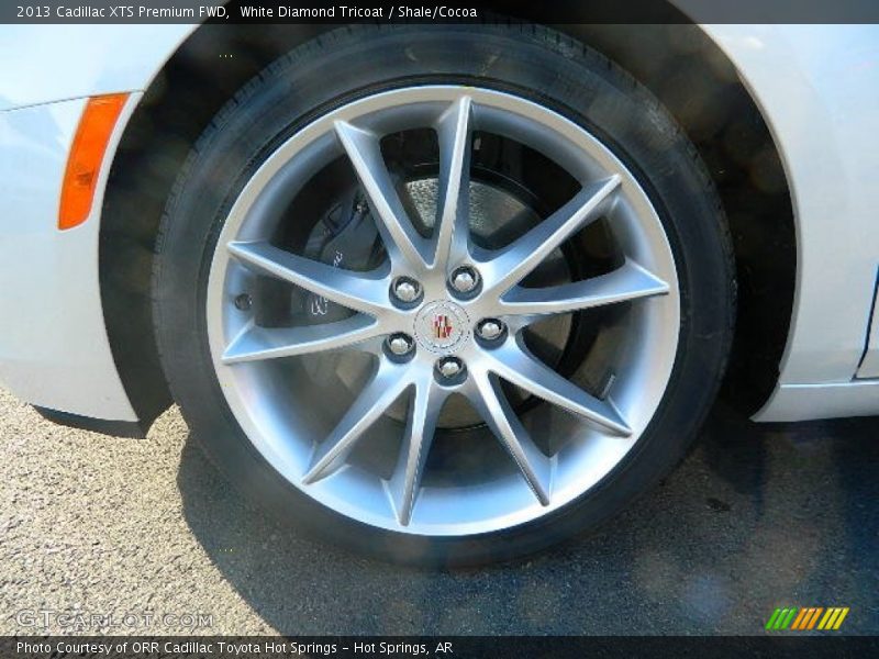 White Diamond Tricoat / Shale/Cocoa 2013 Cadillac XTS Premium FWD