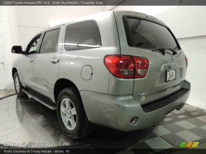 Silver Sky Metallic / Graphite Gray 2009 Toyota Sequoia SR5 4x4