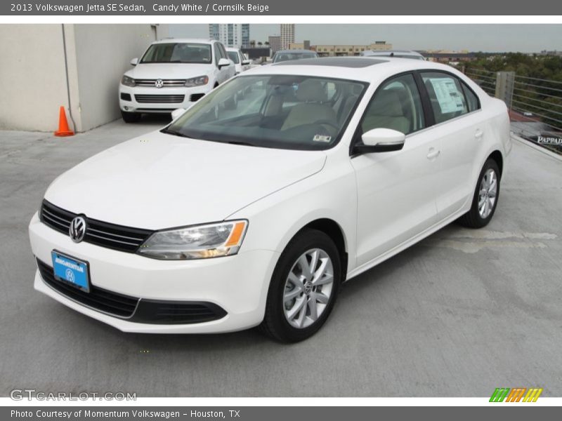 Candy White / Cornsilk Beige 2013 Volkswagen Jetta SE Sedan