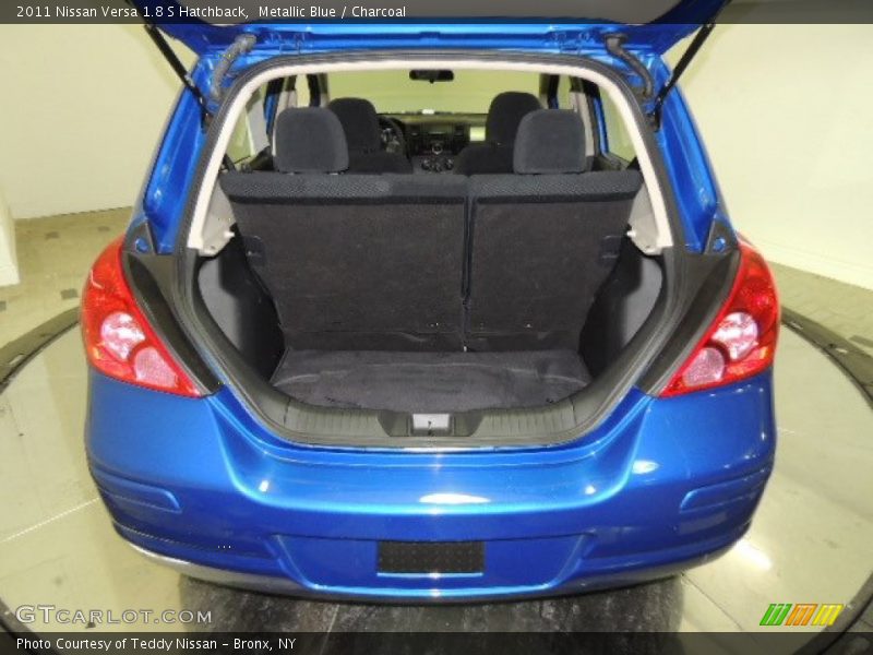 Metallic Blue / Charcoal 2011 Nissan Versa 1.8 S Hatchback