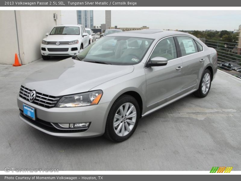 Tungsten Silver Metallic / Cornsilk Beige 2013 Volkswagen Passat 2.5L SEL