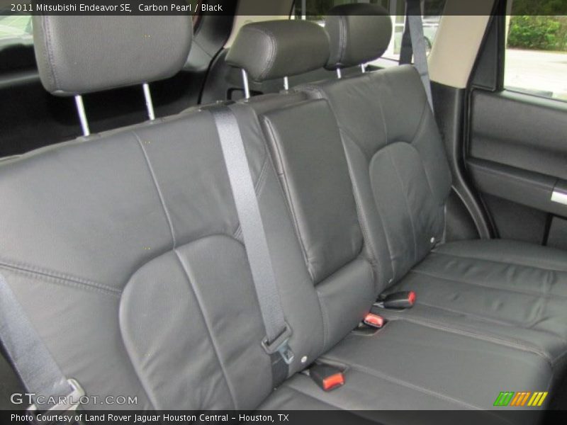 Carbon Pearl / Black 2011 Mitsubishi Endeavor SE