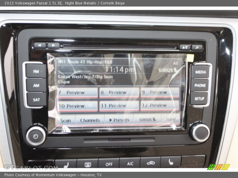 Night Blue Metallic / Cornsilk Beige 2013 Volkswagen Passat 2.5L SE