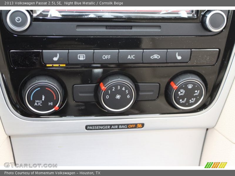 Night Blue Metallic / Cornsilk Beige 2013 Volkswagen Passat 2.5L SE