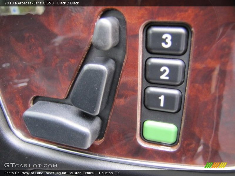 Controls of 2010 G 550