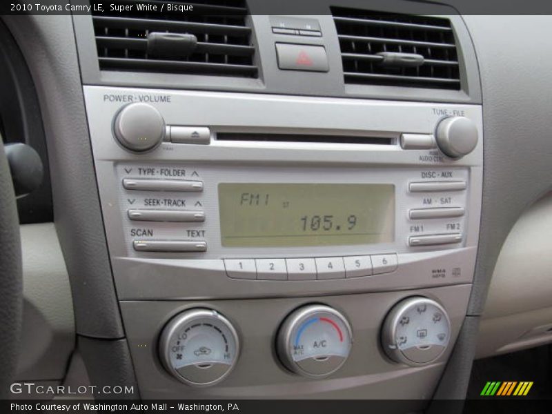 Super White / Bisque 2010 Toyota Camry LE