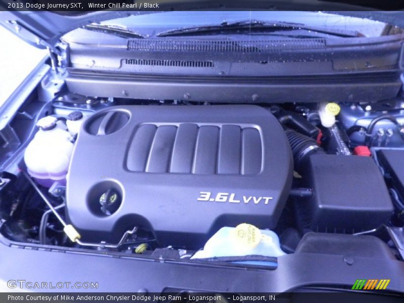 Winter Chill Pearl / Black 2013 Dodge Journey SXT