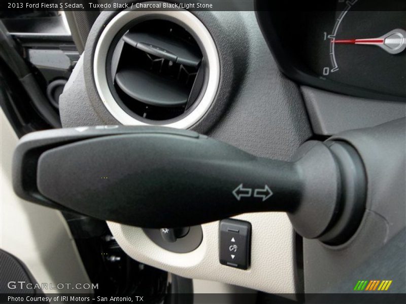 Tuxedo Black / Charcoal Black/Light Stone 2013 Ford Fiesta S Sedan