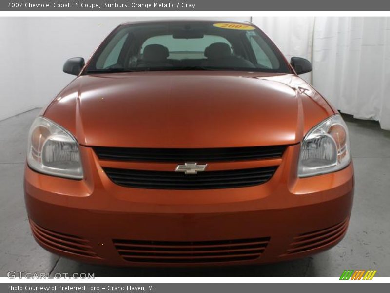 Sunburst Orange Metallic / Gray 2007 Chevrolet Cobalt LS Coupe