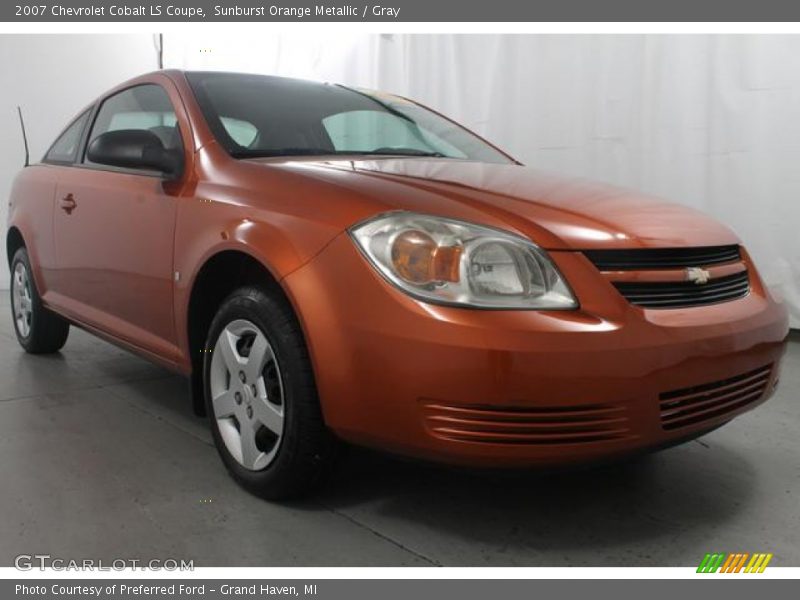 Sunburst Orange Metallic / Gray 2007 Chevrolet Cobalt LS Coupe