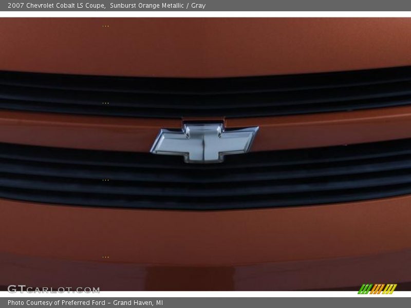 Sunburst Orange Metallic / Gray 2007 Chevrolet Cobalt LS Coupe