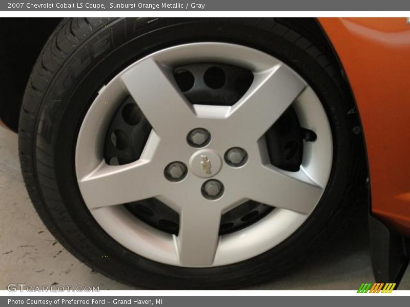 Sunburst Orange Metallic / Gray 2007 Chevrolet Cobalt LS Coupe