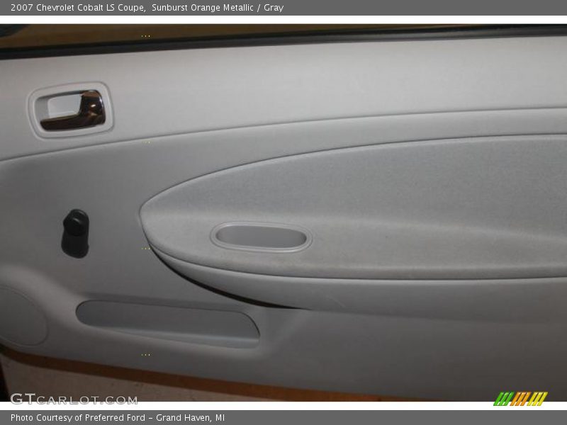 Sunburst Orange Metallic / Gray 2007 Chevrolet Cobalt LS Coupe
