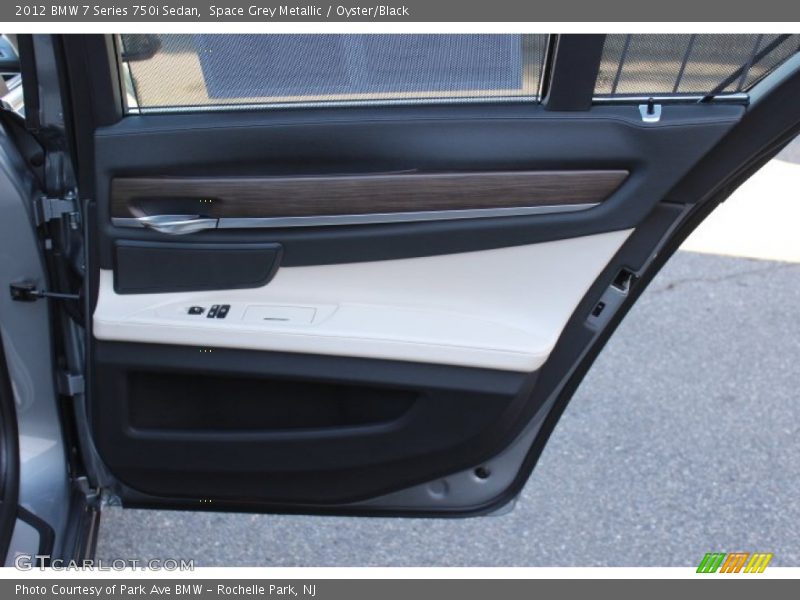 Space Grey Metallic / Oyster/Black 2012 BMW 7 Series 750i Sedan