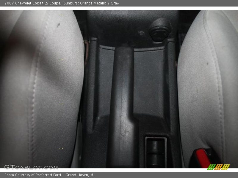 Sunburst Orange Metallic / Gray 2007 Chevrolet Cobalt LS Coupe