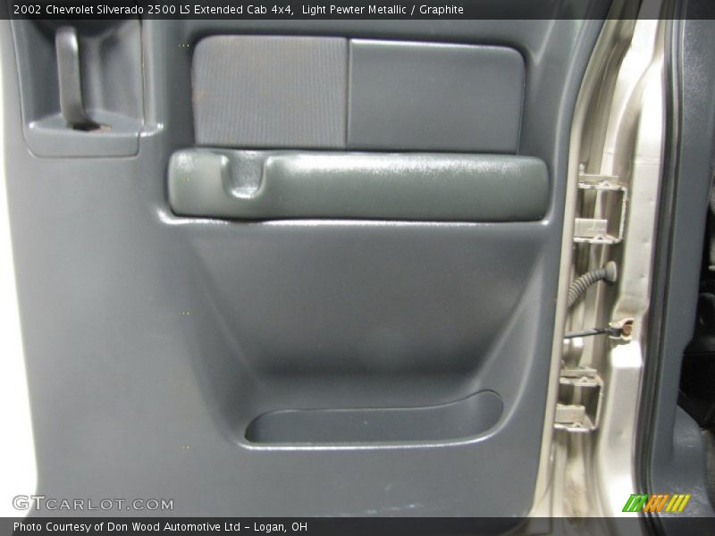 Light Pewter Metallic / Graphite 2002 Chevrolet Silverado 2500 LS Extended Cab 4x4