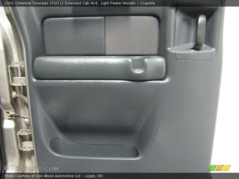 Light Pewter Metallic / Graphite 2002 Chevrolet Silverado 2500 LS Extended Cab 4x4