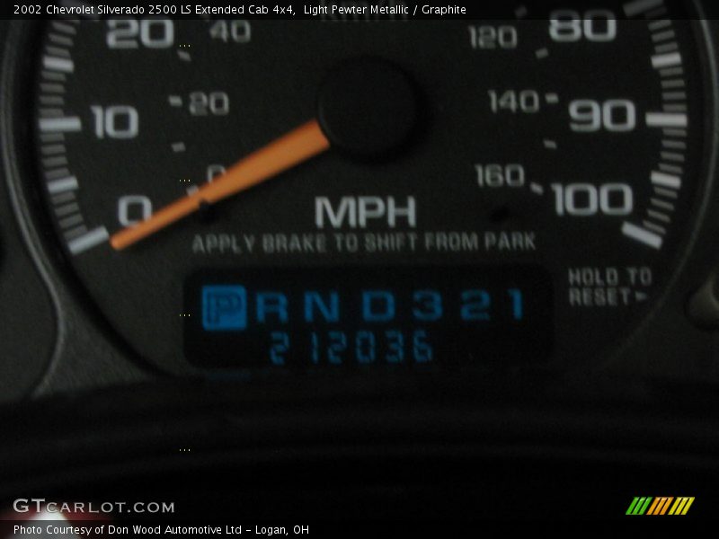 Light Pewter Metallic / Graphite 2002 Chevrolet Silverado 2500 LS Extended Cab 4x4