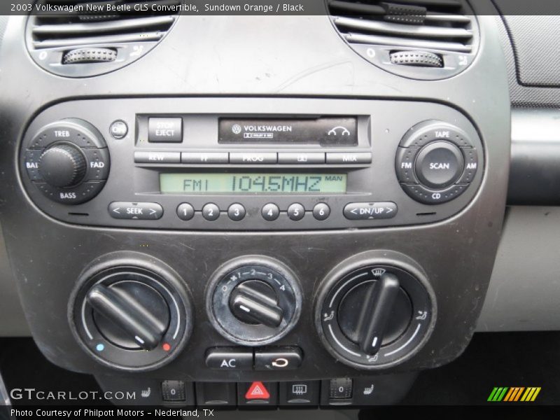 Audio System of 2003 New Beetle GLS Convertible