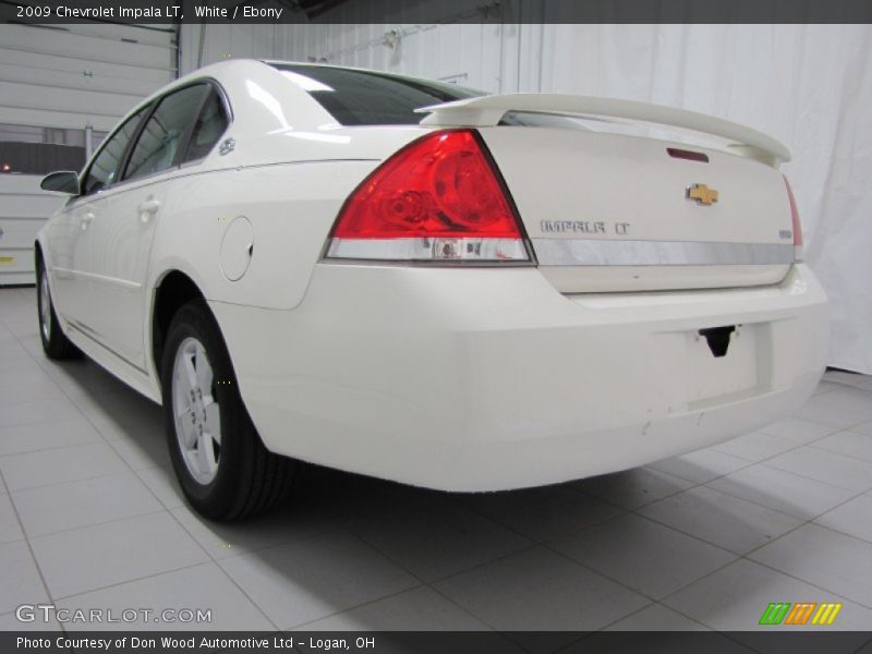 White / Ebony 2009 Chevrolet Impala LT