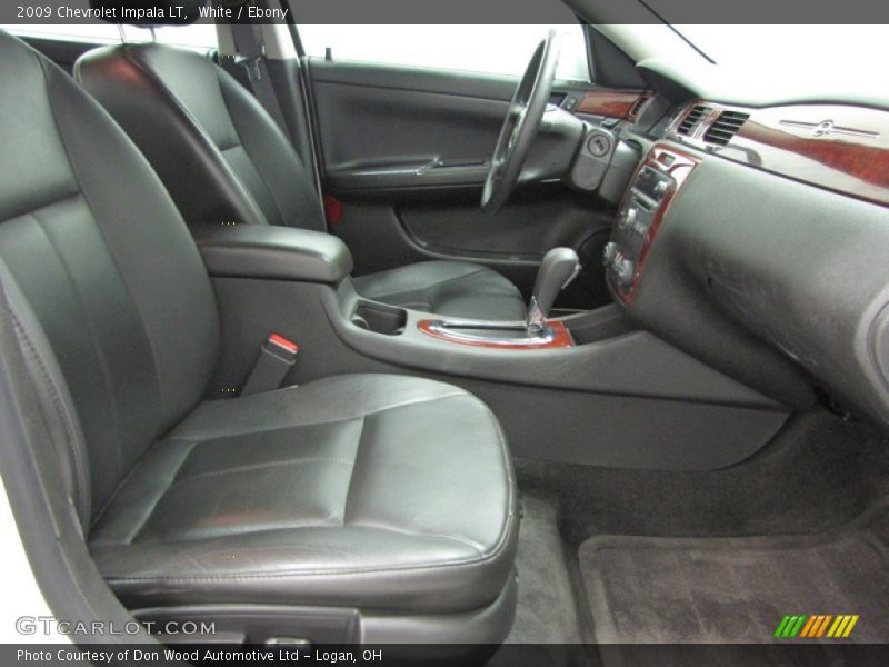 White / Ebony 2009 Chevrolet Impala LT