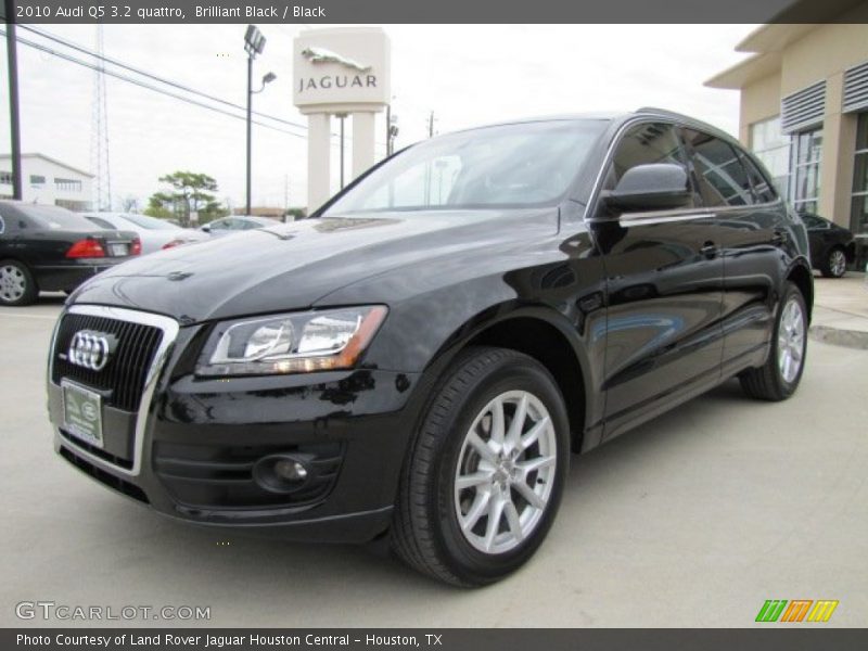 Brilliant Black / Black 2010 Audi Q5 3.2 quattro