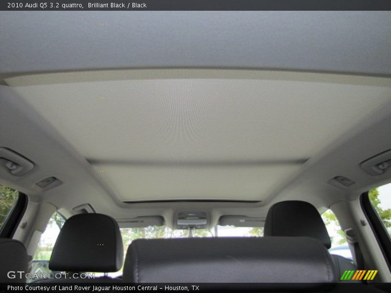 Brilliant Black / Black 2010 Audi Q5 3.2 quattro