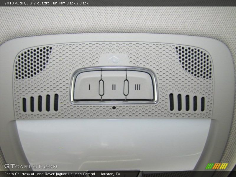 Brilliant Black / Black 2010 Audi Q5 3.2 quattro