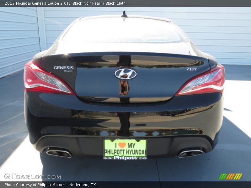 Black Noir Pearl / Black Cloth 2013 Hyundai Genesis Coupe 2.0T