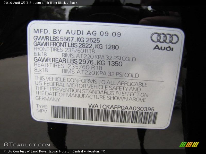 Brilliant Black / Black 2010 Audi Q5 3.2 quattro