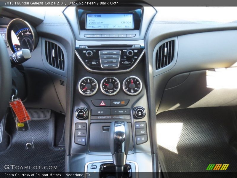 Controls of 2013 Genesis Coupe 2.0T